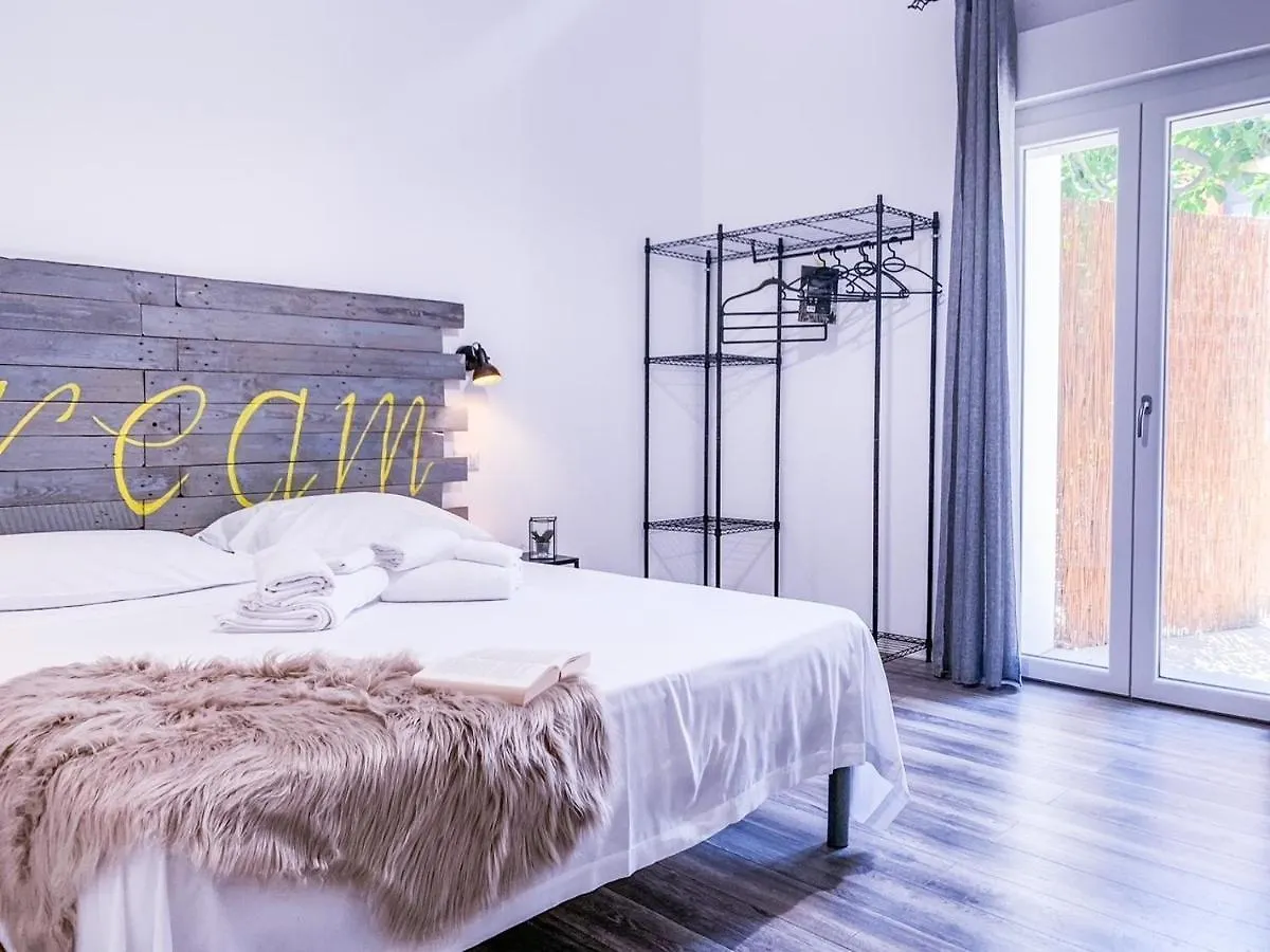 Bed and Breakfast Bb 26 Olbia Nocleg ze śniadaniem